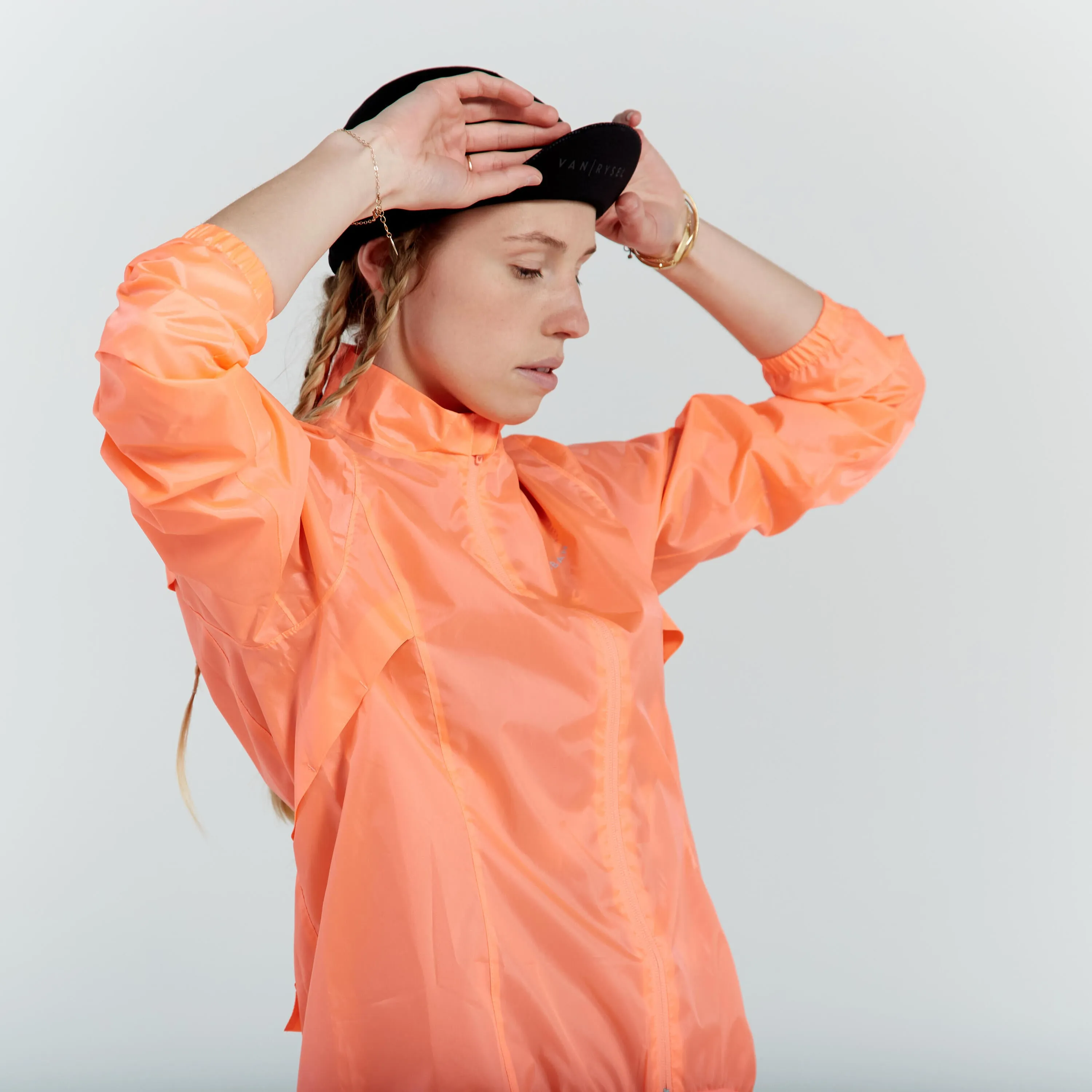 Bicycle raincoat 100 women's Van Rysel