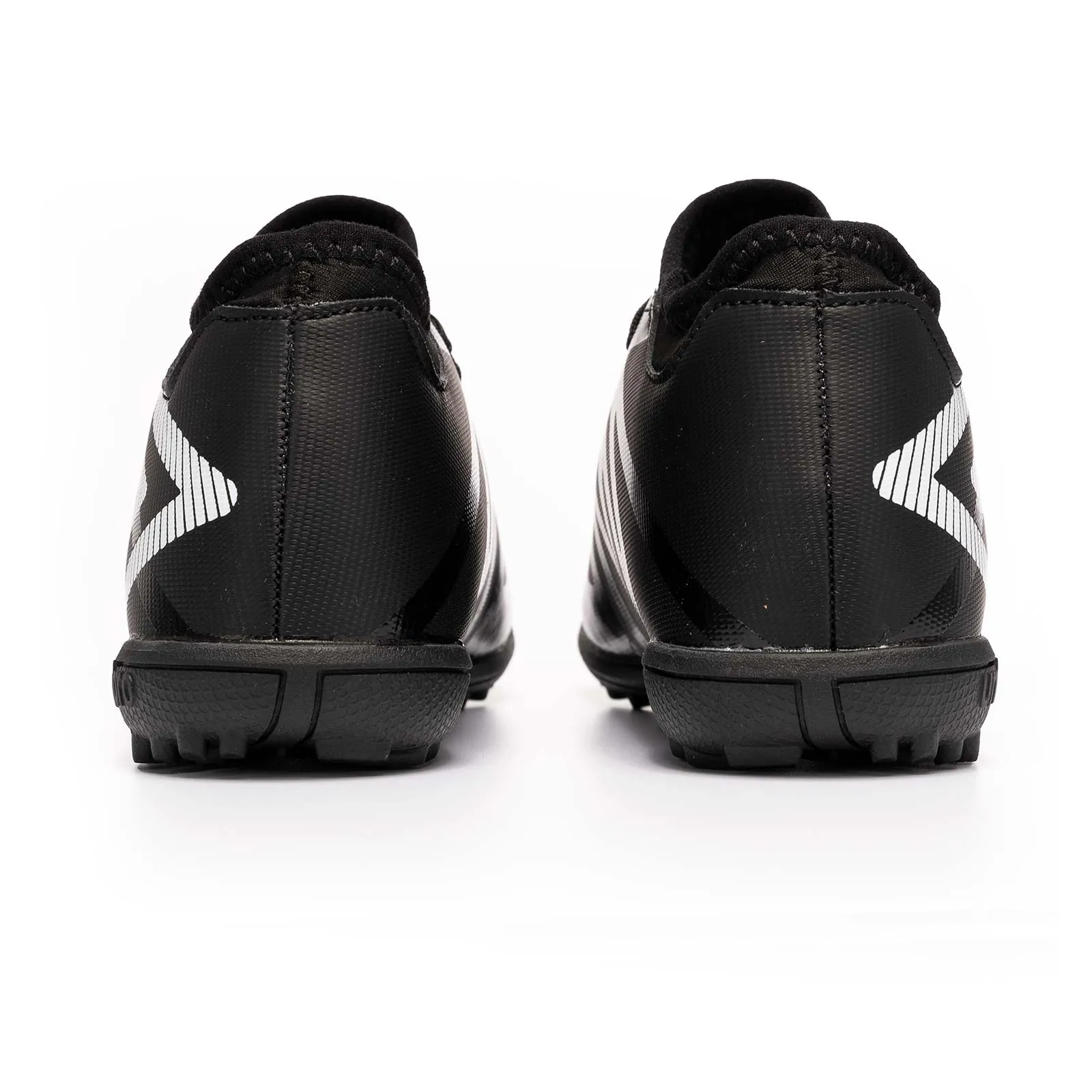 Umbro Ventura TF Kids Astro Football Boots